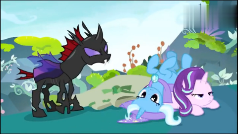 小马宝莉索瑞斯的哥哥菲瑞斯对幻形族的改变很不满到处搞事