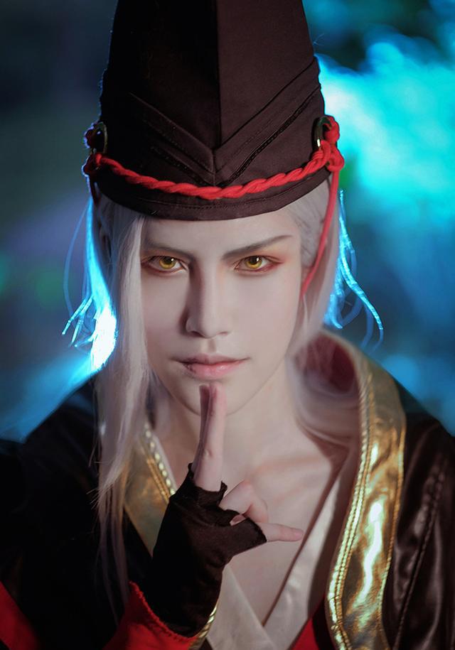 王者荣耀阴阳师狄仁杰cos,黑白两道横着走!