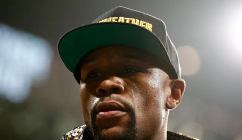 美国不败拳王梅威瑟被拳王泰森看不惯,不仅因为他号称漂亮男孩!