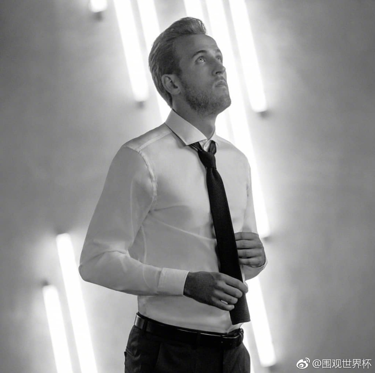 哈里·凯恩的外号是Hurricane。在英格兰和热