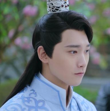 双世宠妃2墨连城身份曝露皇上被墨奕怀逼死剧情反转这么快