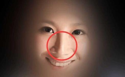 但是鼻子又小又低的面相,这也是克夫相之一,拥有这种面相的女人胆子小