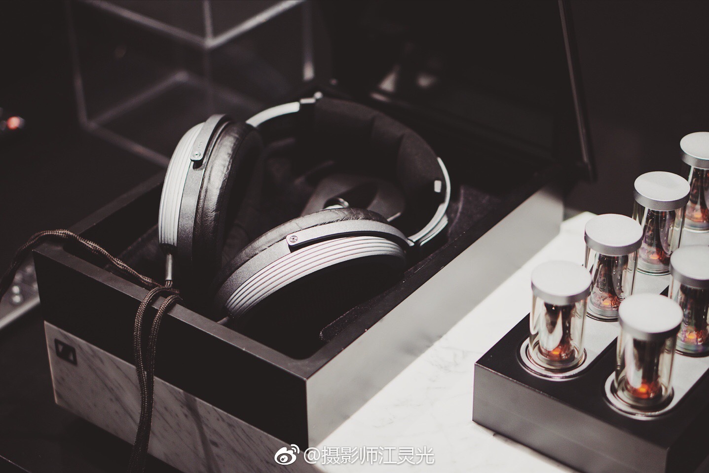 8万传奇耳机大奥2代(he1)