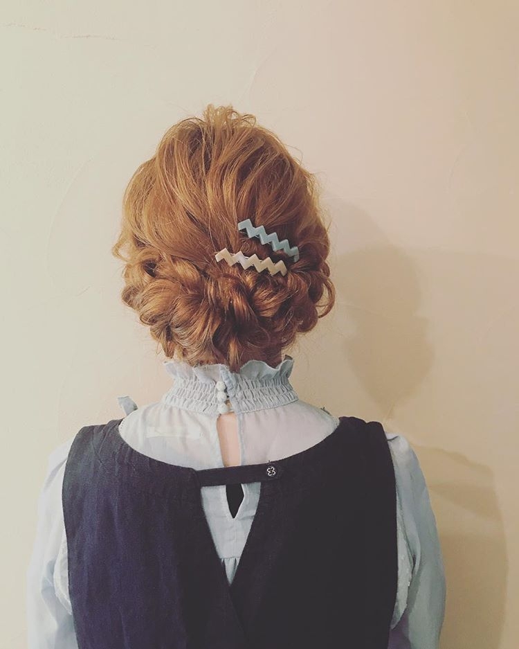 很适合秋季的编发,喜欢编发来收图