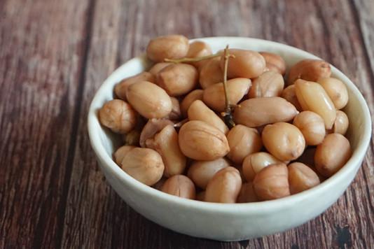 只需简单几步教你做出入味的养生煮果仁,一看就会,好吃不上火!