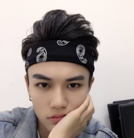 npc的大背头范丞丞陈立农蔡徐坤谁最能撩动你的心