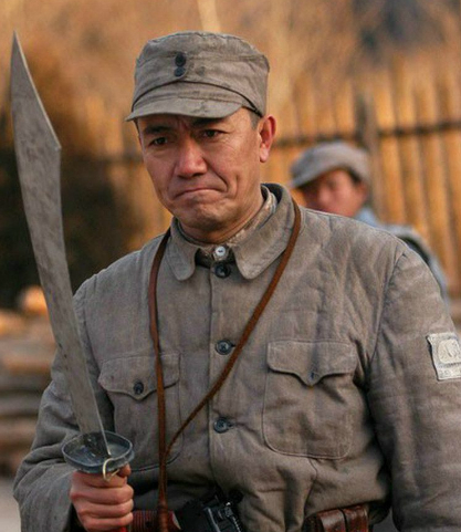 而接下来要说的第一名也是三位当中最有血性的一位,他就是亮剑的主角