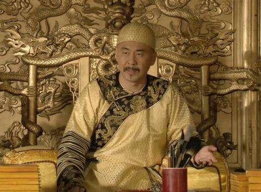 五星连珠"祥瑞之时,年羹尧也上书称贺,然而字迹潦草,并且把"朝乾夕惕"