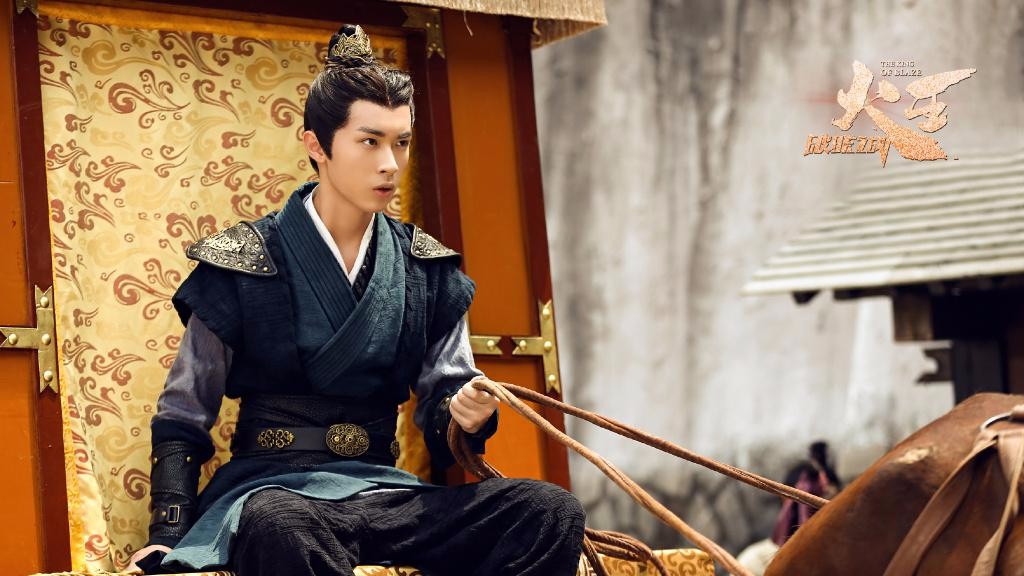 "火王"特约记者张逸杰为您带来前方报道