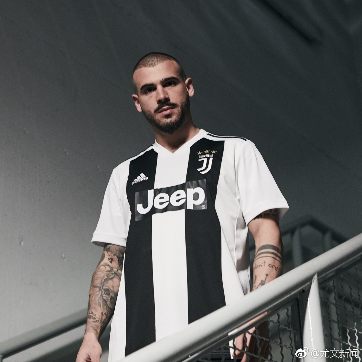 官方:尤文图斯1819赛季球衣正式发布!