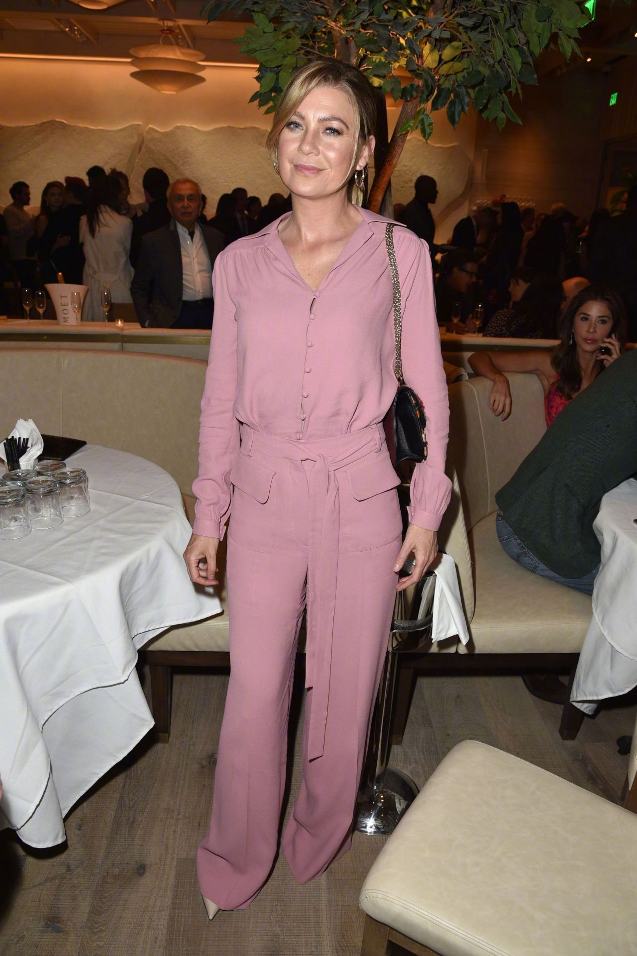 辛迪克劳馥及丈夫randegerber艾伦旁派ellenpompeo