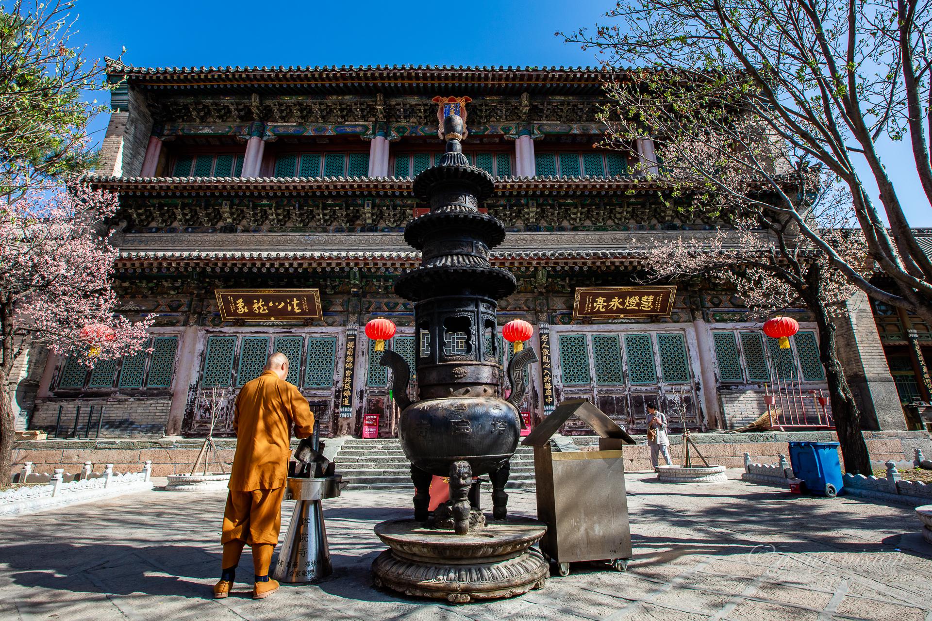 五台山,塔院寺|塔院寺|五台山|白塔_新浪新闻