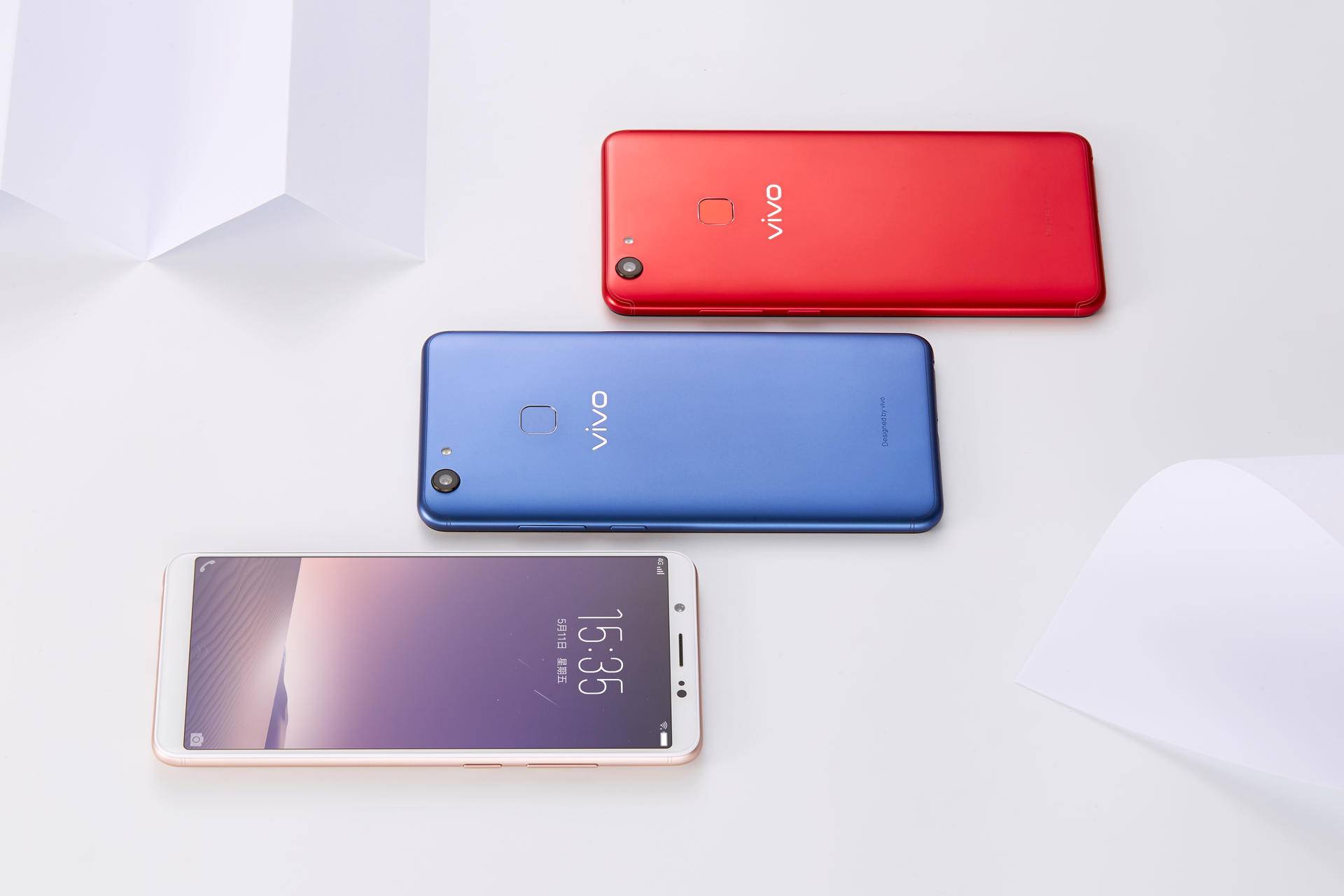 多彩个性的配色 人工智能jovi,vivo y75s四色图赏__财经头条