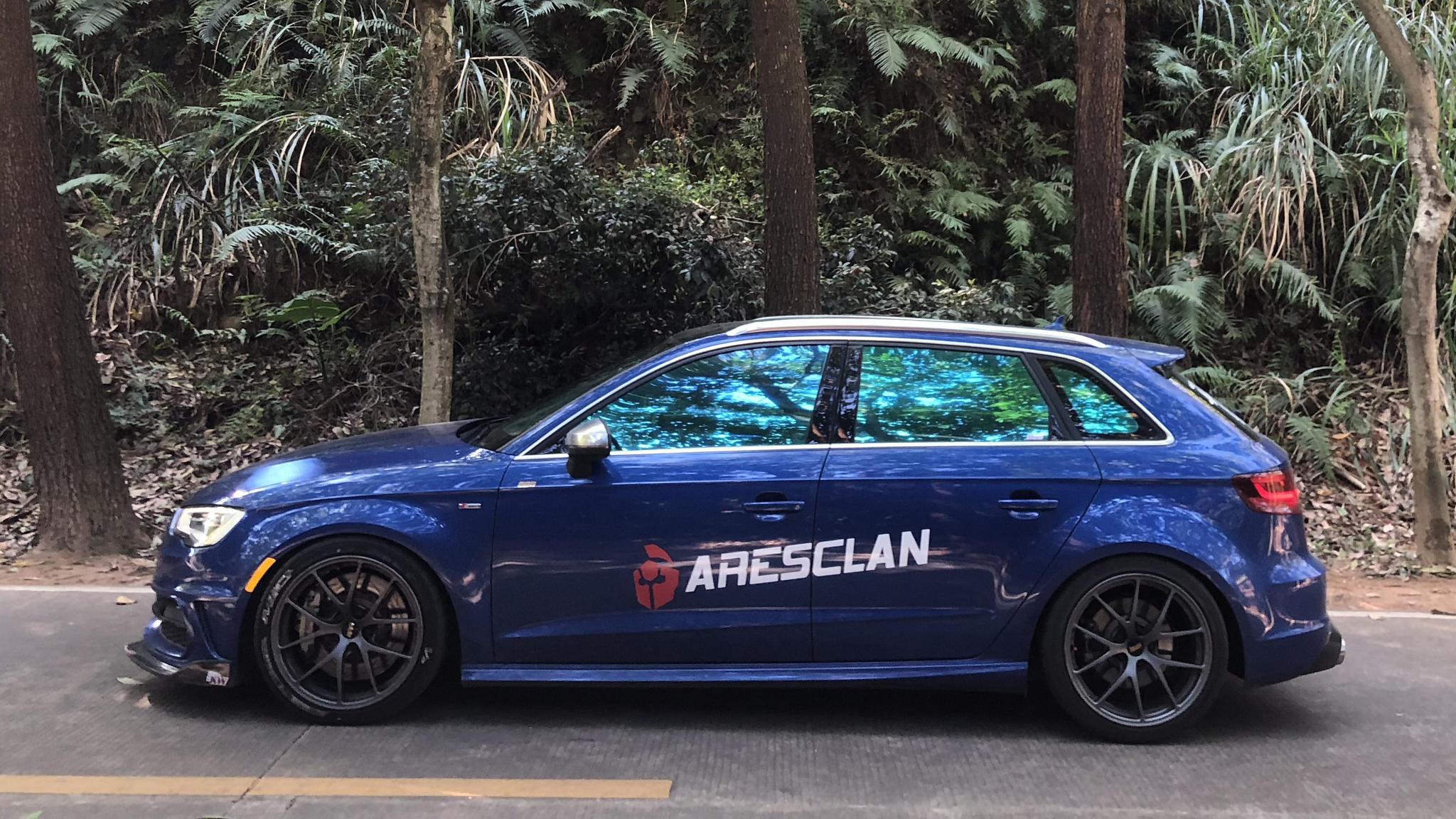 "谁敢偷轮毂我就和他拼了",拿着菜刀追小偷的奥迪a3车主!