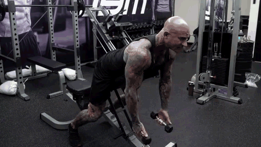 这4组训练动作，可以每个动作练习3~4组，每组8~10次。