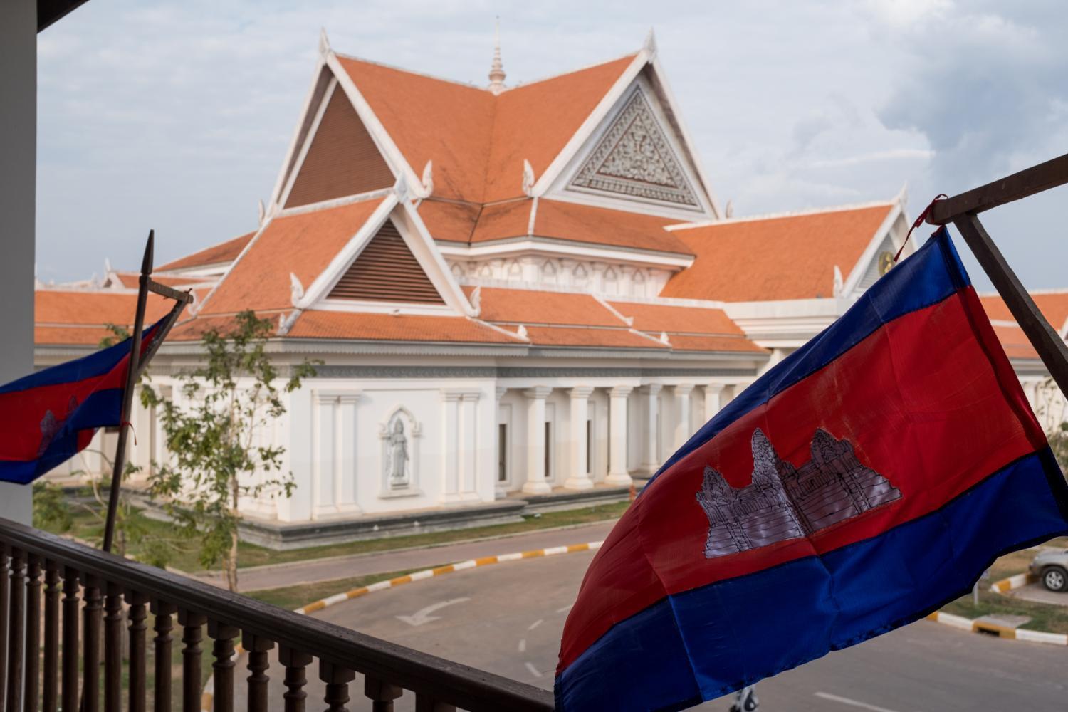 柬埔寨将景区印在国旗上,每年数百万外国游客参观,售票过亿美元