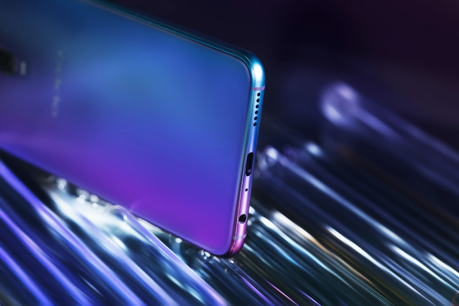 玩转渐变之美oppor17上的设计美学