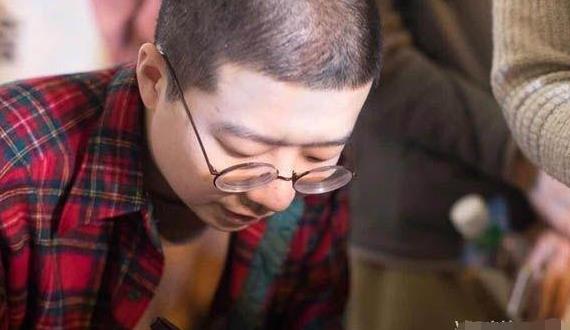 其貌不扬的李诞女朋友竟这么漂亮,自曝女友是看上自己的帅气!