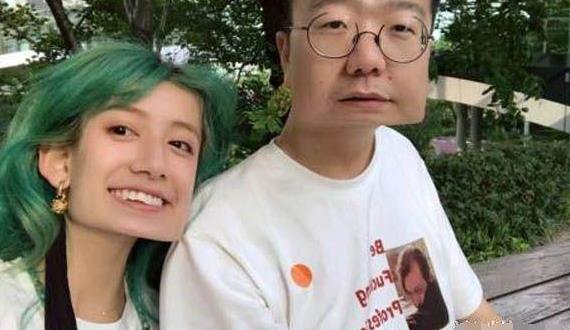 其貌不扬的李诞女朋友竟这么漂亮，自曝女友是看上自己的帅气！