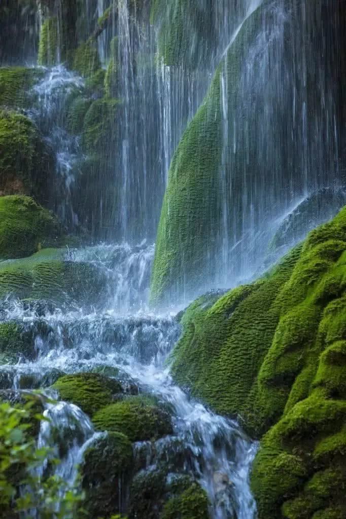 湖北这座低调的山峰,以超然出尘的姿态出现在我们面前,至今免费