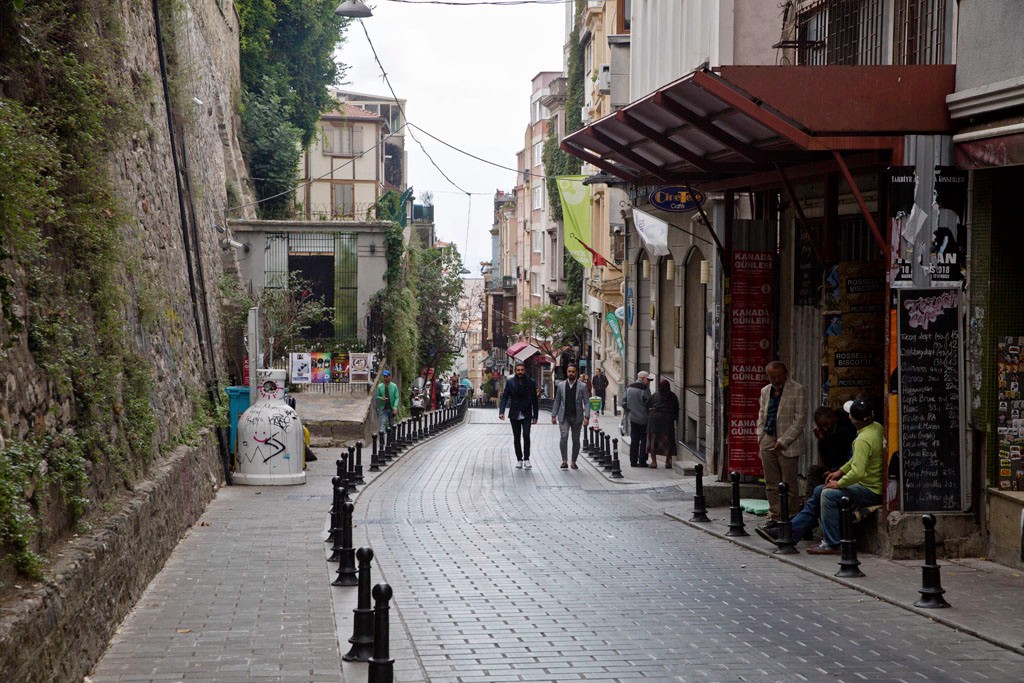 土耳其的"香榭大道",一条开放包容,活力四射的浪漫大街