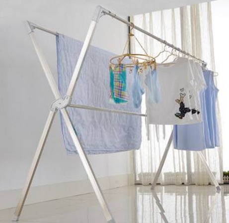 高层住宅阳台怎样晒被子?老保姆给你支一招,管用又聪明