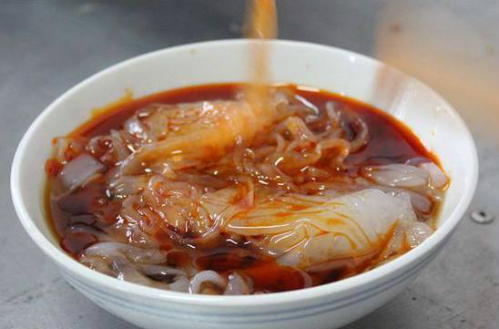 旋粉粉皮青白色,半透明状,质地柔软润滑,清凉爽口|粉皮|旋子|半透明