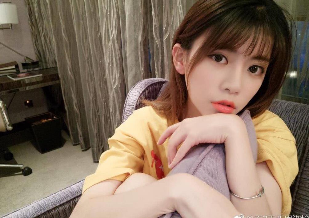 大赞"美淑"!斗鱼周淑怡新节目好评如潮,开启直播新纪元|主播|周淑怡|