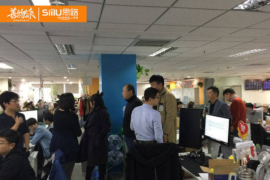 并为学员介绍达令家办公区域布局及当前发展现状简介