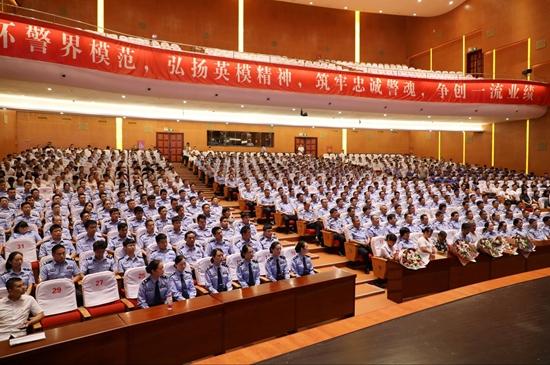唐河县举行追授王付强全国公安系统二级英雄模