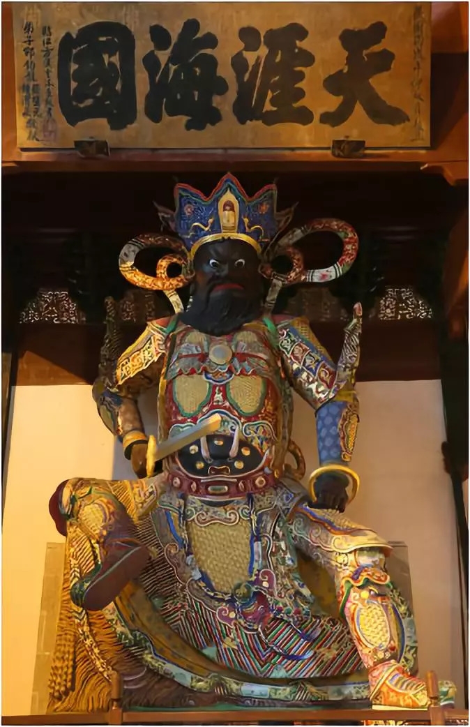 寺庙中的天王殿内,“四大天王”到底有什么来历?