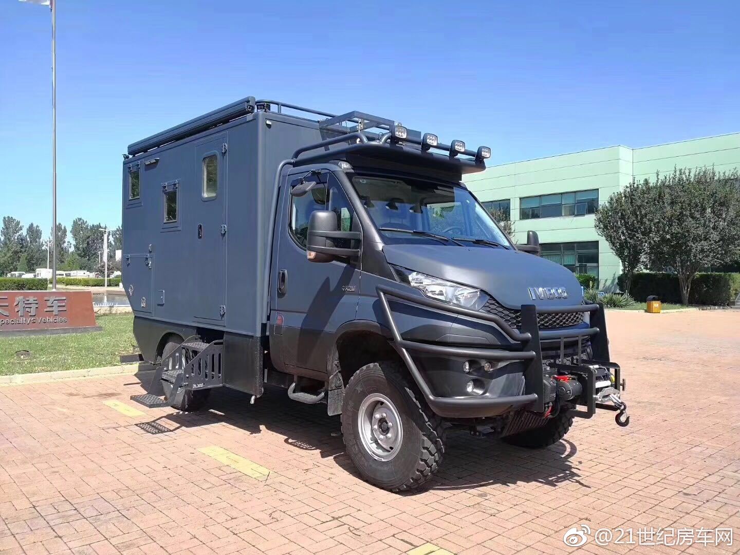 中天进口依维柯越野房车,三把差速锁