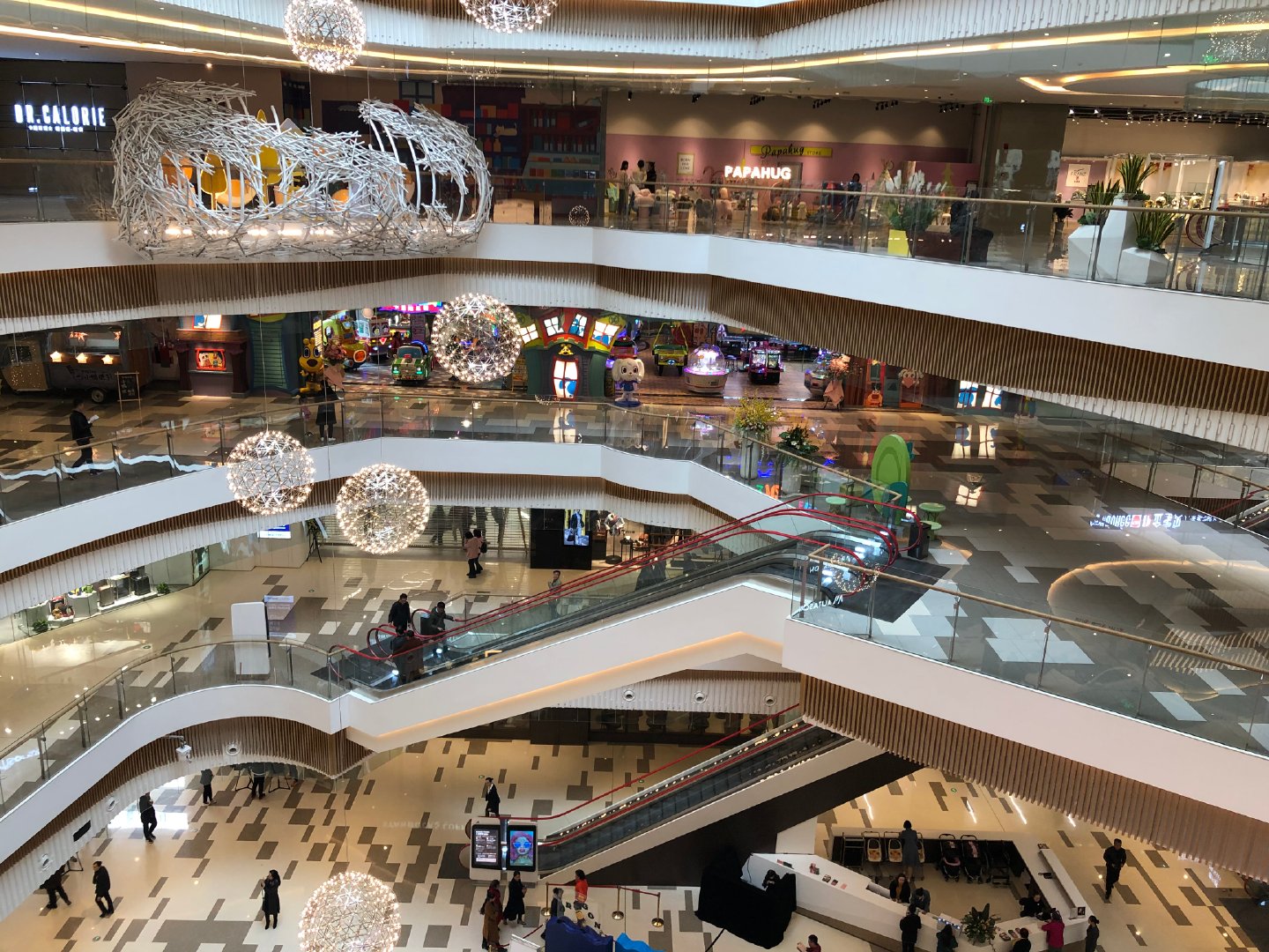 狂欢嗨购预警成都高新仁和新城今日开幕全场美食5折起