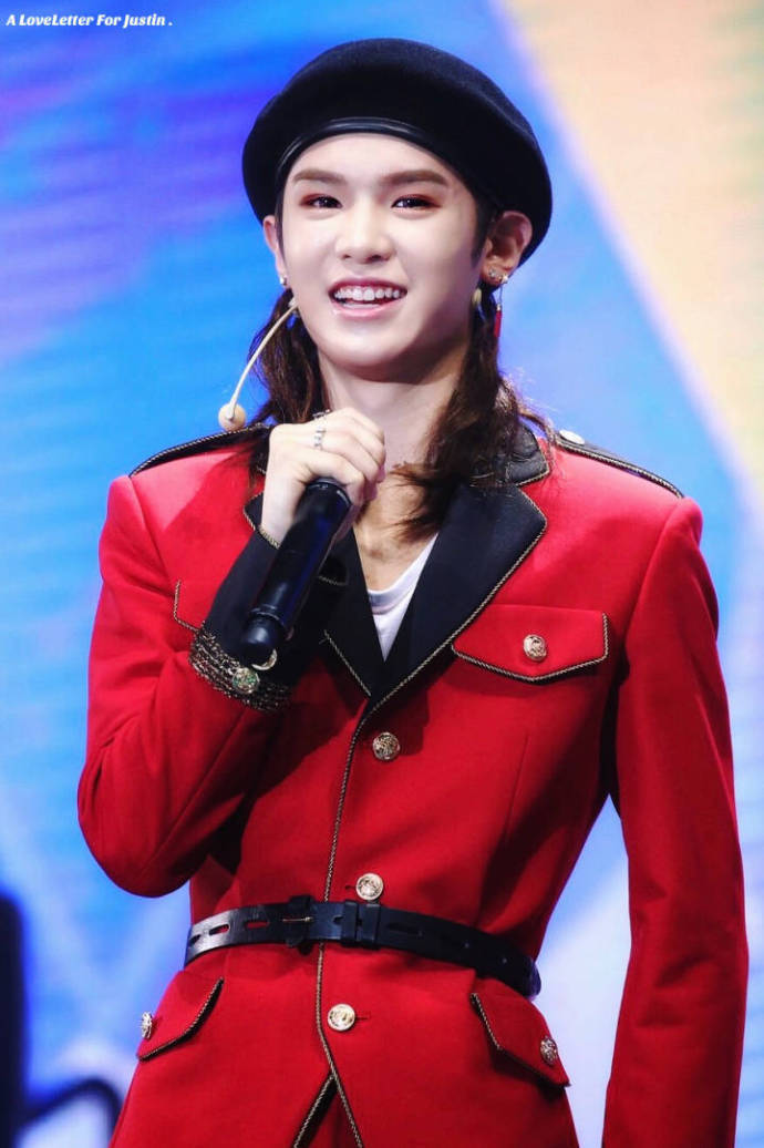 ninepercent深圳直播 justin长发 黄明昊justin贝雷帽 今日留长发