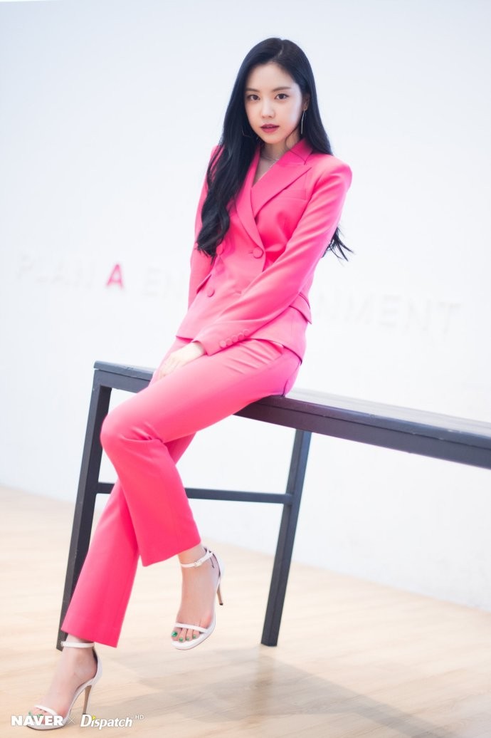 naver x dispatch apink孙娜恩写真图 粉色的少女感