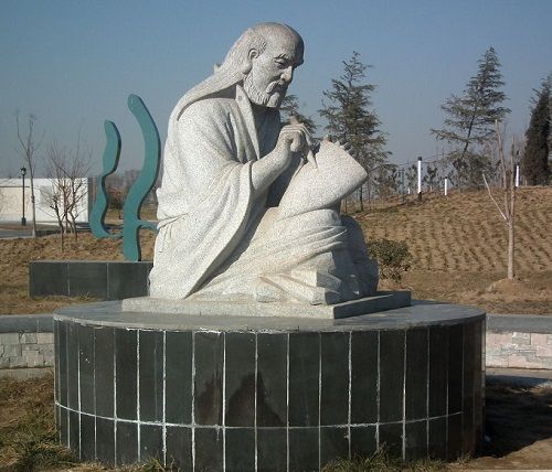 上古时期的文字之神仓颉，竟然是双瞳四眼的怪物，能观鸟兽行迹