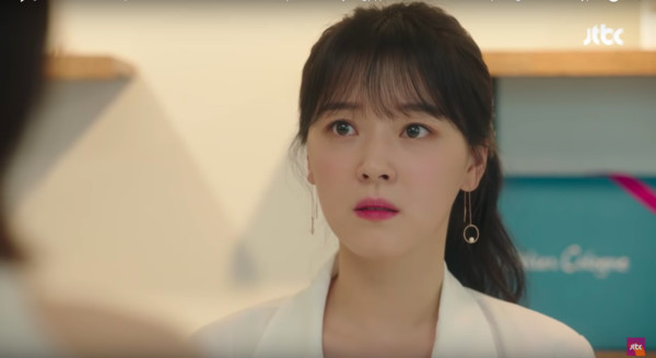 《我的id是江南美人》姜美莱揭开玄秀雅真面目.