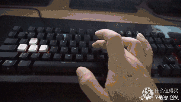 撩动你触觉神经的红色图腾- msi/ 微星gk60机械游戏键盘评测