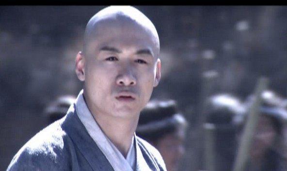 虚竹身怀逍遥子七十年内力为什么连五丈宽的悬崖都跳不过?