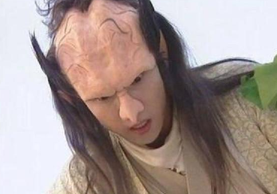 封神演义:雷震子监斩妲己,为何迟迟斩不了?姜子牙道出原因