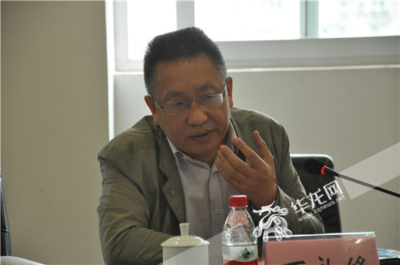 课程建设情况 廖凤 摄华龙网9月29日19时50分讯(赵桂凯)"明月几时有