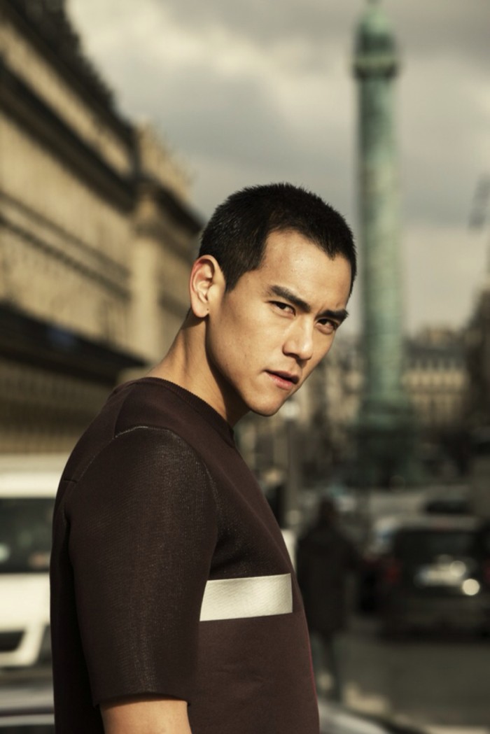 空姐偶遇彭于晏彭于晏为了配合她们还特意蹲低