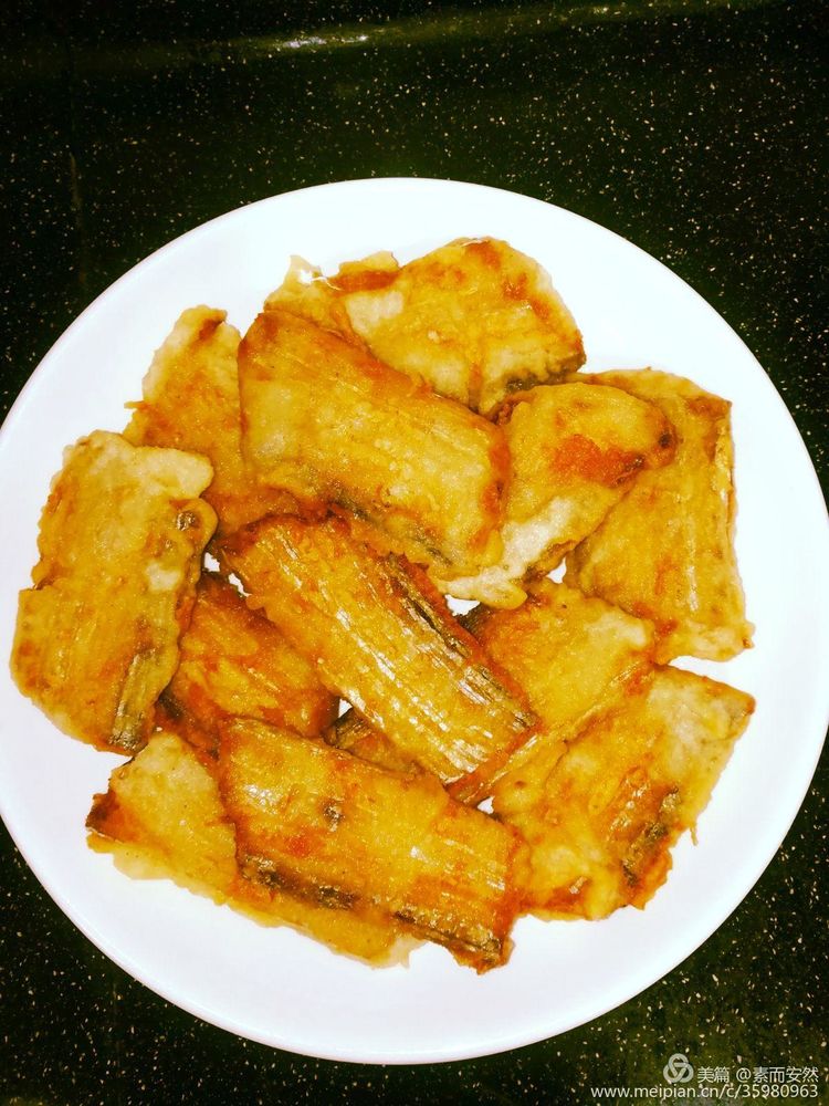 酥脆金针菇炒田螺毛豆肘子肉炸馒头片土豆红烧排骨金针菇培根卷烧饼