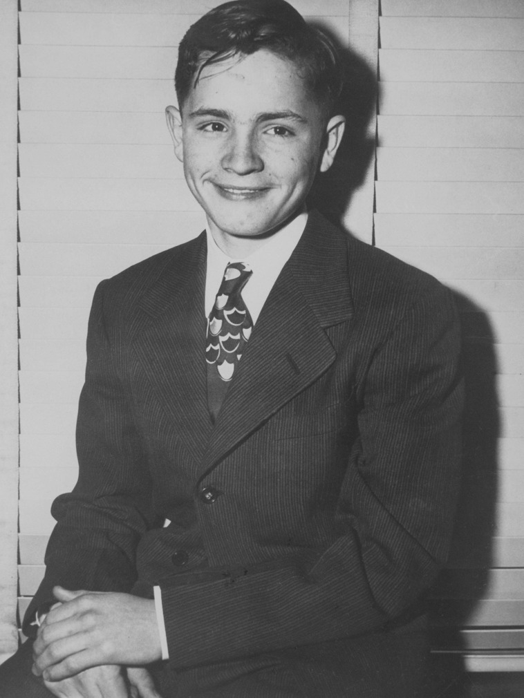 曾让美国笼罩着黑暗的杀手去世,大批年轻女粉丝追随一生