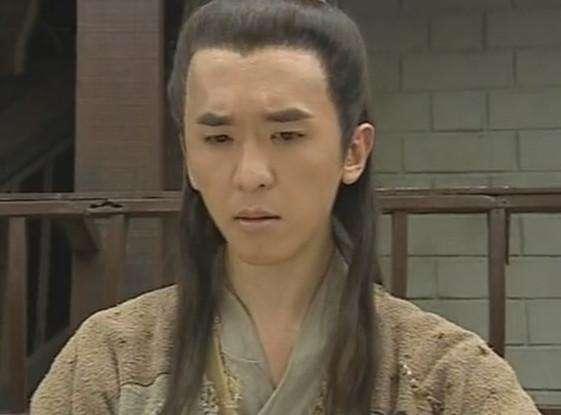 男星同时交往三个女友被称当代韦小宝,第四个女友也上线了