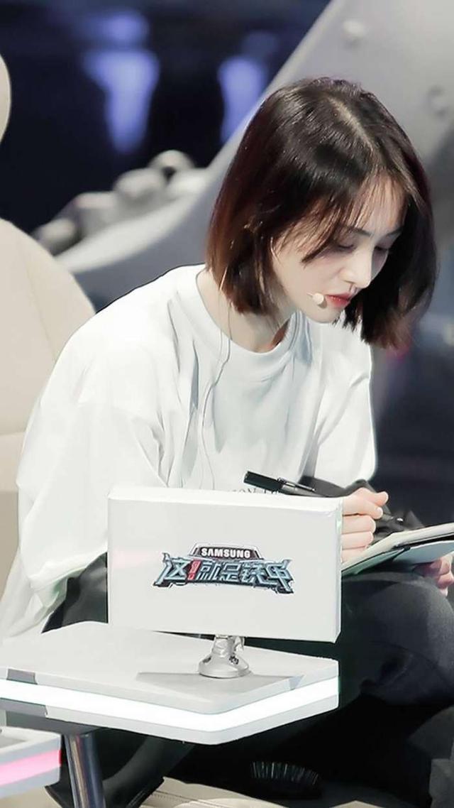 《这就是铁甲》冠军诞生,"团宠"郑爽,节目中妥妥偶像剧既视感