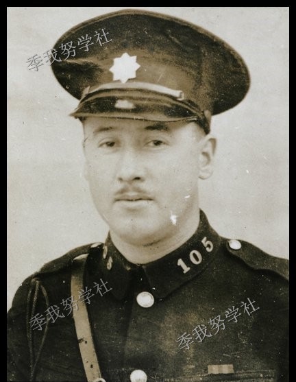 30年代上海市成都路派出所警察证件照,无美颜滤镜,你pick哪个