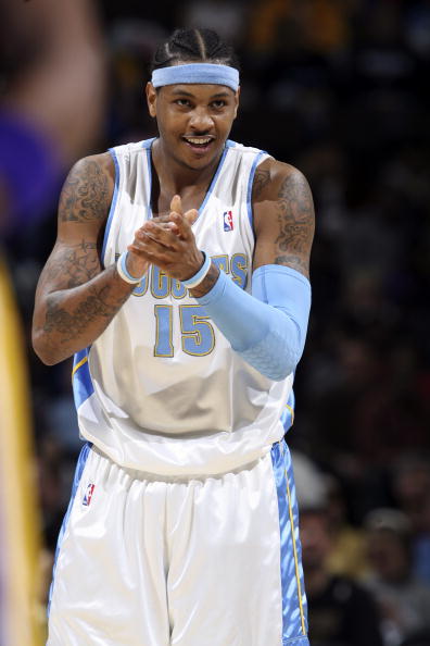 掘金时期的安东尼,可不只会投篮,背打,突破,隔扣是样样精通.