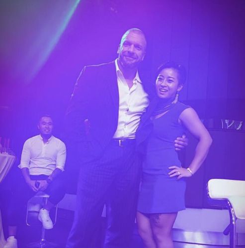 打开新浪新闻,查看更多然而,虽然第一次参加wwe播出赛让李霞感到非常