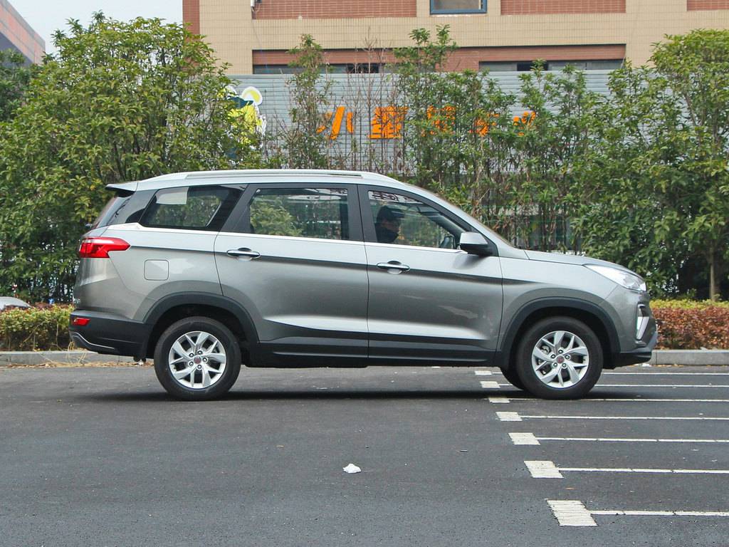 买途观后悔了,这车油耗5毛,比汉兰达大,才5.6万